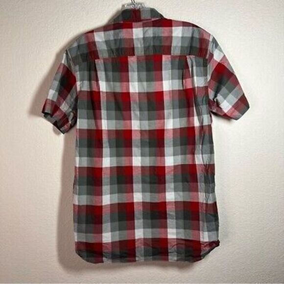 The North Face Mens Plaid Button Up Shirt Size M Short Sleeve‎ Pocket Collared - Picture 7 of 8